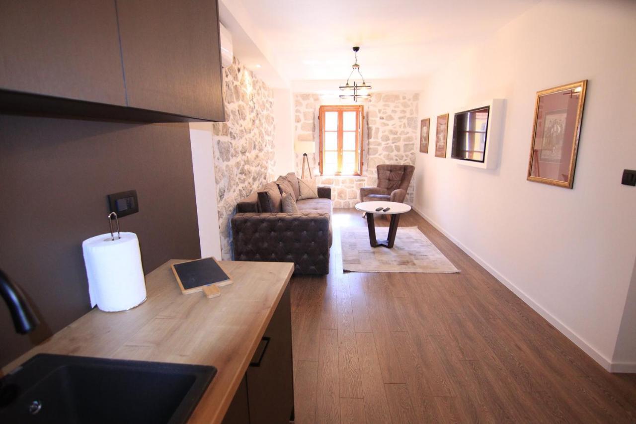 Apartmani Fantasia Cetinje Eksteriør bilde