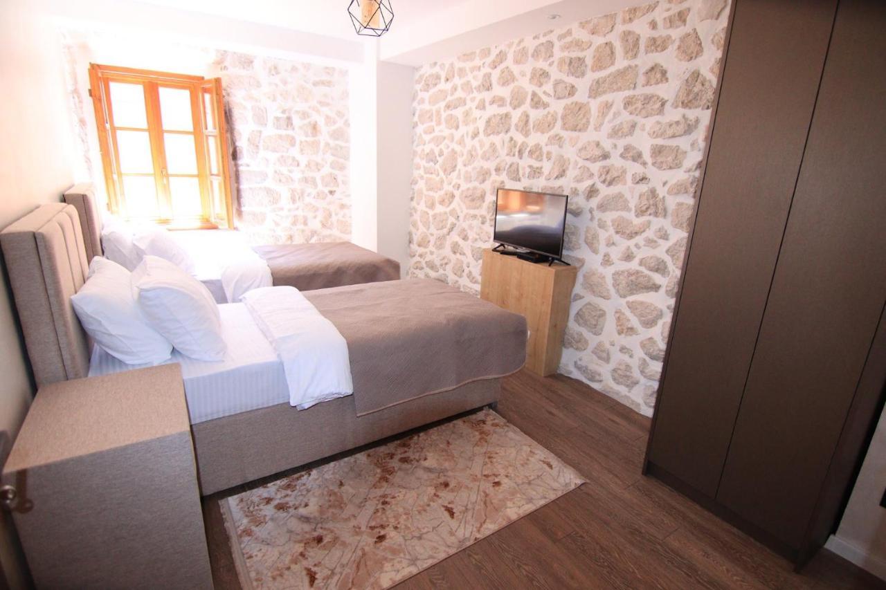 Apartmani Fantasia Cetinje Eksteriør bilde