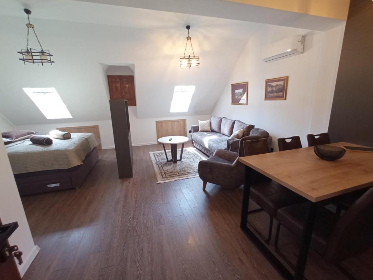 Apartmani Fantasia Cetinje Eksteriør bilde